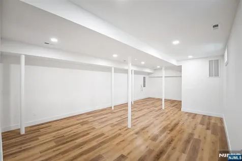 496 Central Avenue Carlstadt NJ 07072