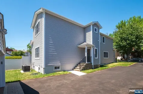 496 Central Avenue Carlstadt NJ 07072
