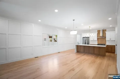 496 Central Avenue Carlstadt NJ 07072