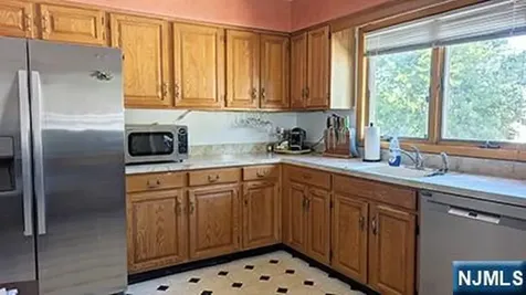 33 William Street Wallington NJ 07057