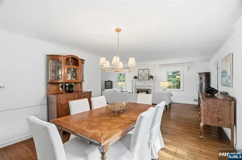 34 Hillside Avenue Glen Rock NJ 07452