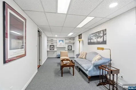 34 Hillside Avenue Glen Rock NJ 07452
