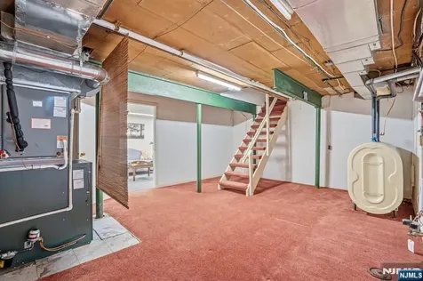 34 Hillside Avenue Glen Rock NJ 07452