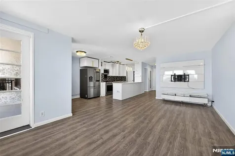 10 Huron Avenue Jersey City NJ 07306