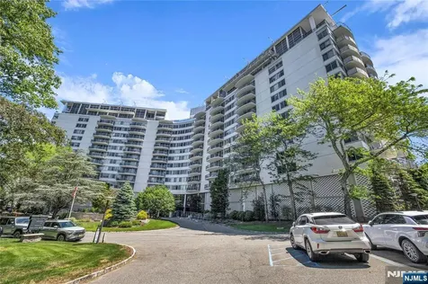 1 Claridge Drive Verona NJ 07044