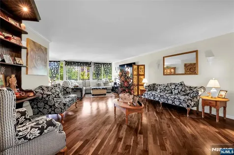 1 Claridge Drive Verona NJ 07044