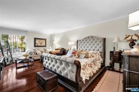 1 Claridge Drive Verona NJ 07044
