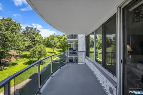 1 Claridge Drive Verona NJ 07044