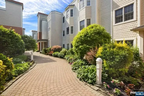 345 The Promenade Edgewater NJ 07020