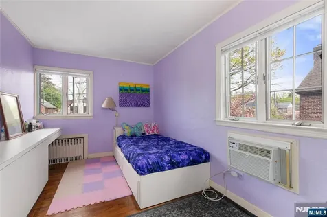 16 Summit Road Clifton NJ 07012