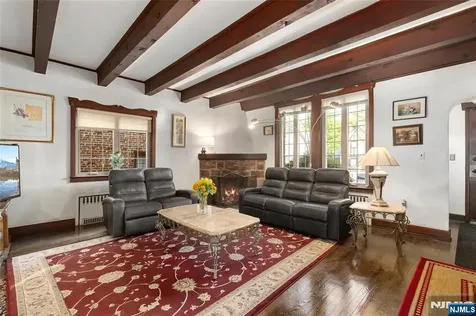16 Summit Road Clifton NJ 07012