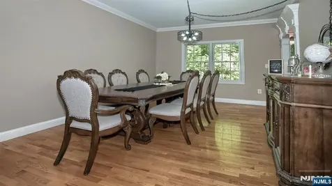 26 Stonehedge Drive Hardyston NJ 07460