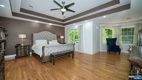26 Stonehedge Drive Hardyston NJ 07460