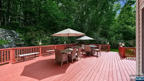 26 Stonehedge Drive Hardyston NJ 07460