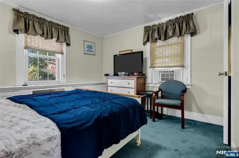 87 Keer Newark NJ 07112