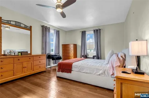 87 Keer Newark NJ 07112