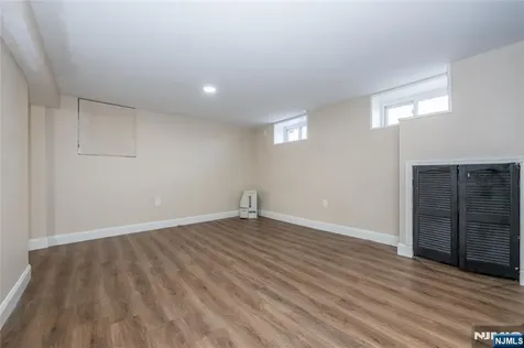 238 Van Avenue Pompton Lakes NJ 07442