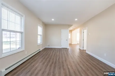 238 Van Avenue Pompton Lakes NJ 07442