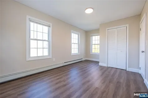 238 Van Avenue Pompton Lakes NJ 07442