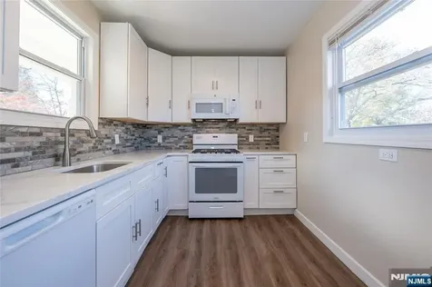 238 Van Avenue Pompton Lakes NJ 07442