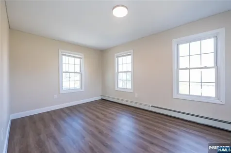 238 Van Avenue Pompton Lakes NJ 07442