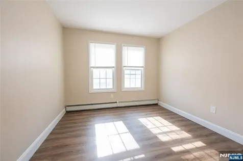 238 Van Avenue Pompton Lakes NJ 07442