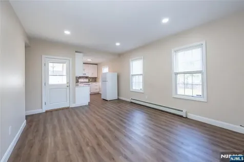 238 Van Avenue Pompton Lakes NJ 07442