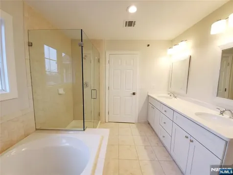 67 Birch Street Ridgefield Park NJ 07660