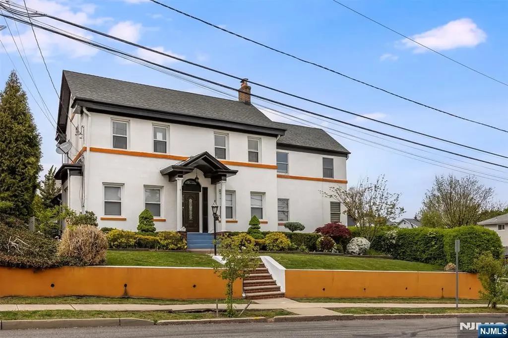 200 Washington Avenue Clifton NJ 07011