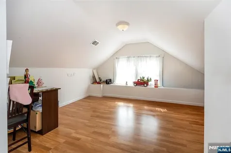 200 Washington Avenue Clifton NJ 07011