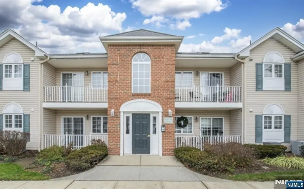 105 Roseland Avenue Caldwell NJ 07006