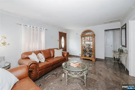64 Orchard Clifton NJ 07012