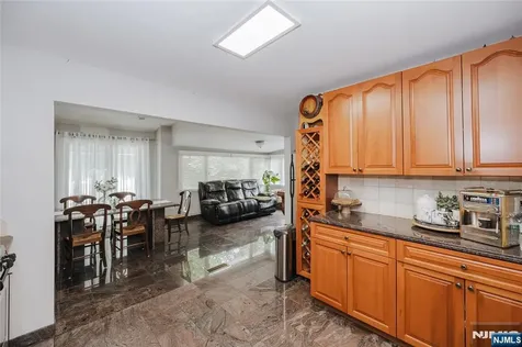 64 Orchard Clifton NJ 07012