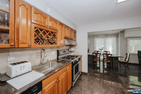 64 Orchard Clifton NJ 07012