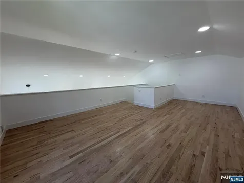 330 Winthrop Drive Nutley NJ 07110