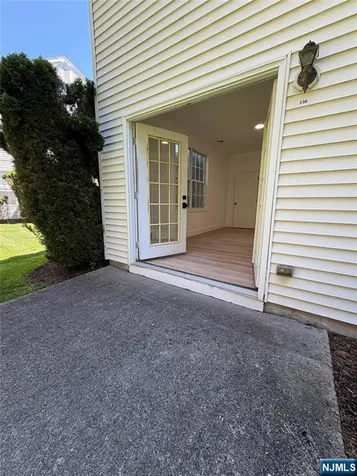 330 Winthrop Drive Nutley NJ 07110