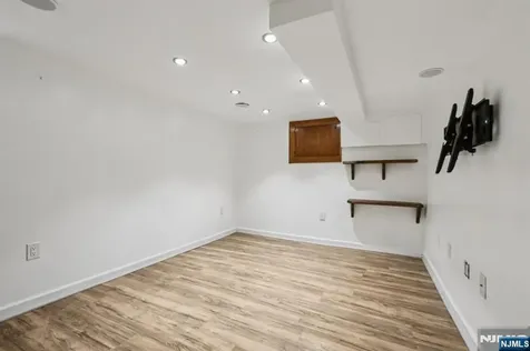 56 Gordon Street Ridgefield Park NJ 07660
