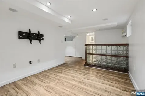 56 Gordon Street Ridgefield Park NJ 07660