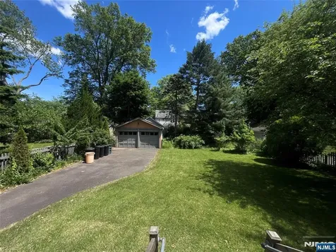 325 Bogert Avenue Ridgewood NJ 07450