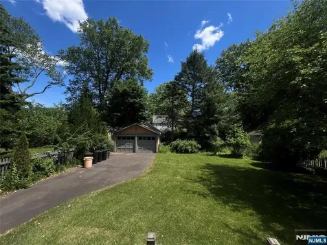 325 Bogert Avenue Ridgewood NJ 07450