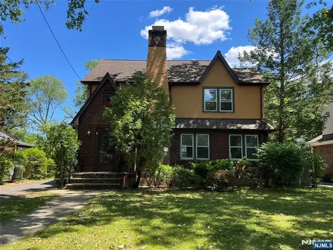325 Bogert Avenue Ridgewood NJ 07450