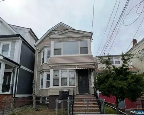 25 Maple Avenue Irvington NJ 07111
