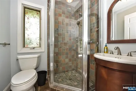 27 Joan Street Wayne NJ 07470