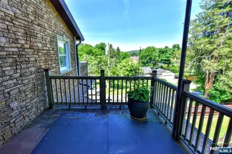 27 Joan Street Wayne NJ 07470