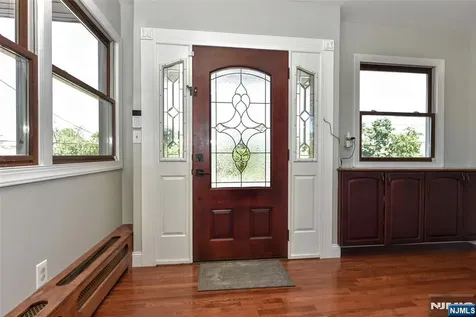 27 Joan Street Wayne NJ 07470