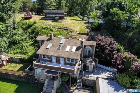 27 Joan Street Wayne NJ 07470