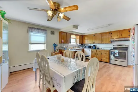 316 Sanford Avenue Lyndhurst NJ 07071