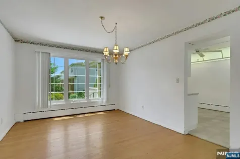 316 Sanford Avenue Lyndhurst NJ 07071