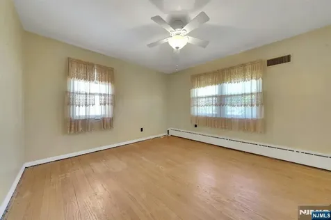 316 Sanford Avenue Lyndhurst NJ 07071