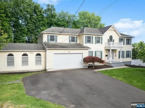 207 Herbert Avenue Closter NJ 07624